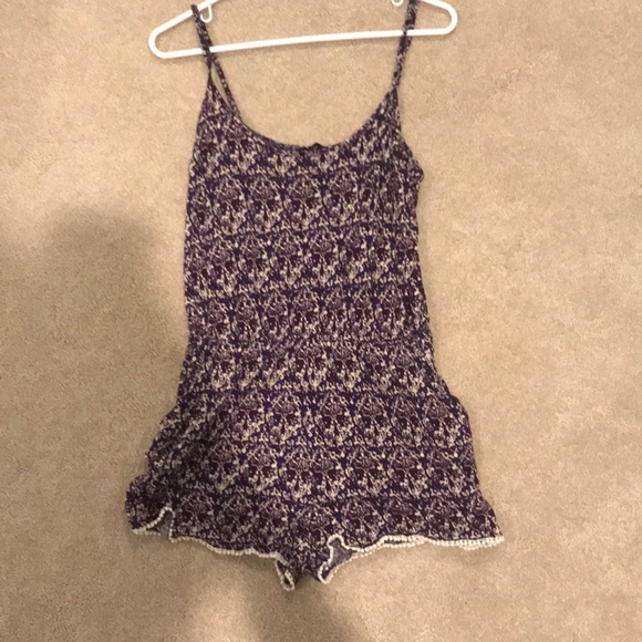 patterned romper - Picture 2 of 3
